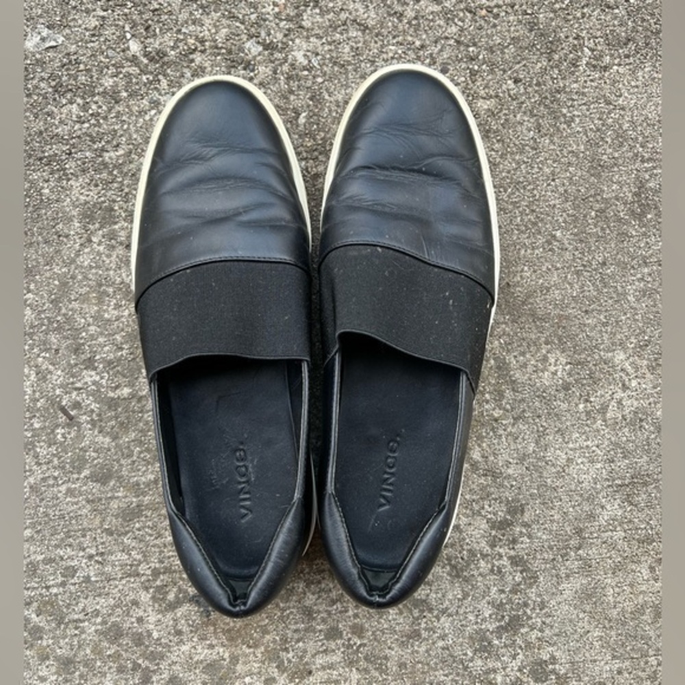 Vince. Slip ons